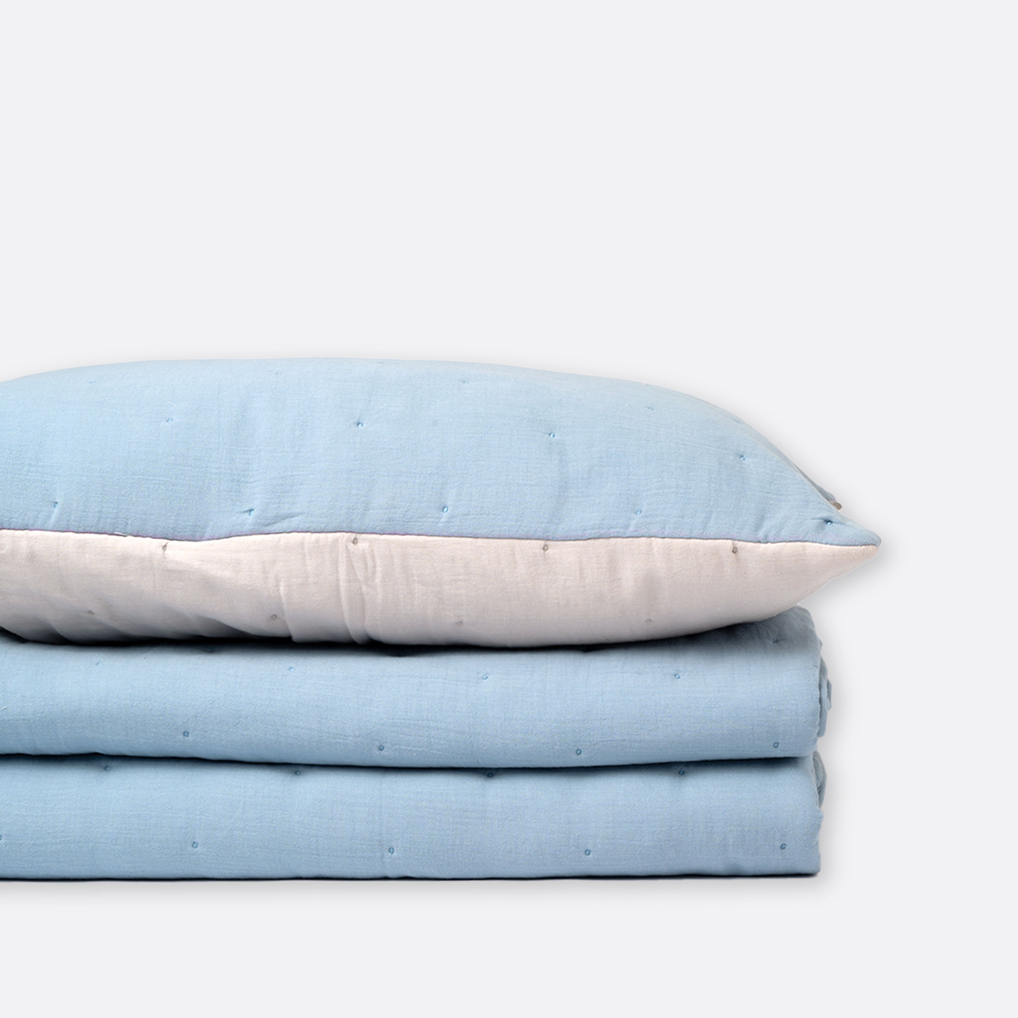 blue bed spread